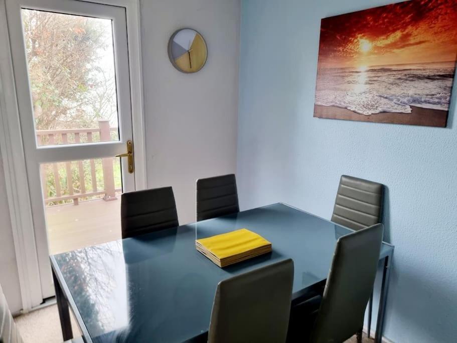 Front Line Chalet With Open Sea Views & Swimming Pool In Kingsdown No14 Villa Luaran gambar