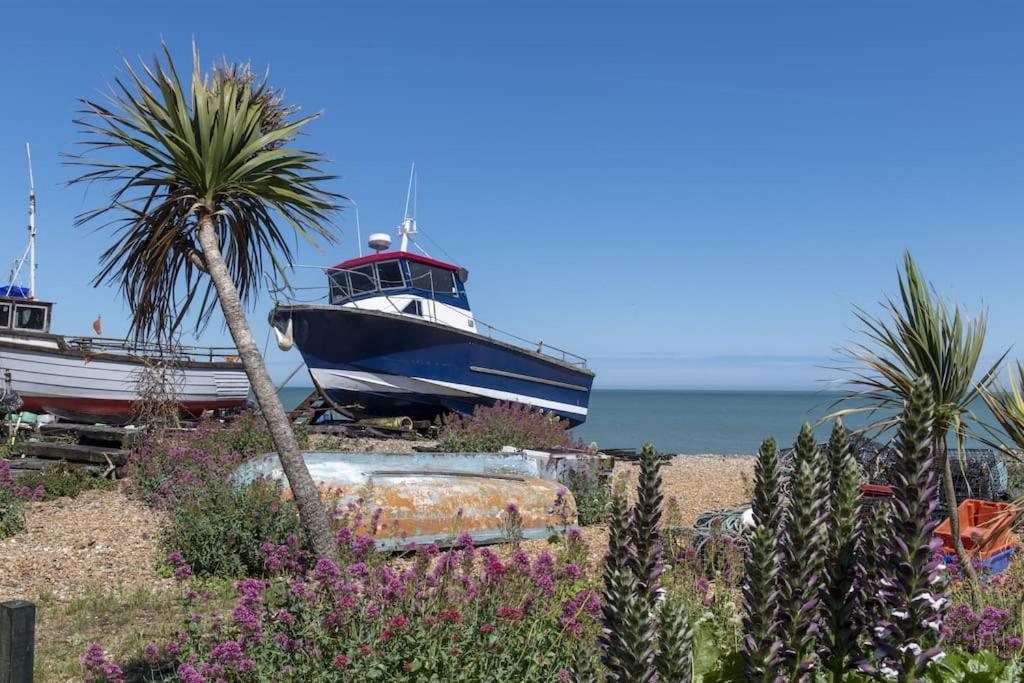 Front Line Chalet With Open Sea Views & Swimming Pool In Kingsdown No14 Villa Luaran gambar